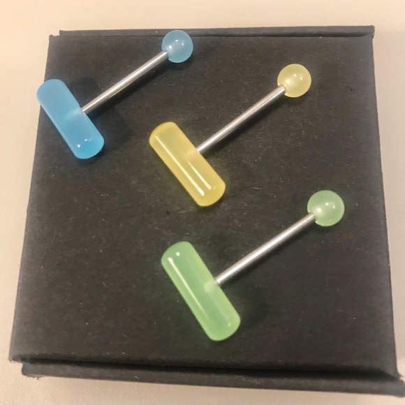 👅3 Pcs Set- Glow In Dark -Set B- 14g Tongue Ring NWT - Picture 3 of 8